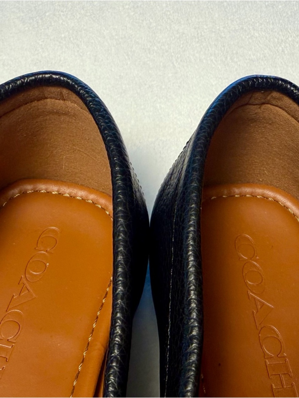 Coach Black Pebbled Leather Driver Loafers Horse & Carriage Logo Women’s 7.5B - Picture 12 of 13